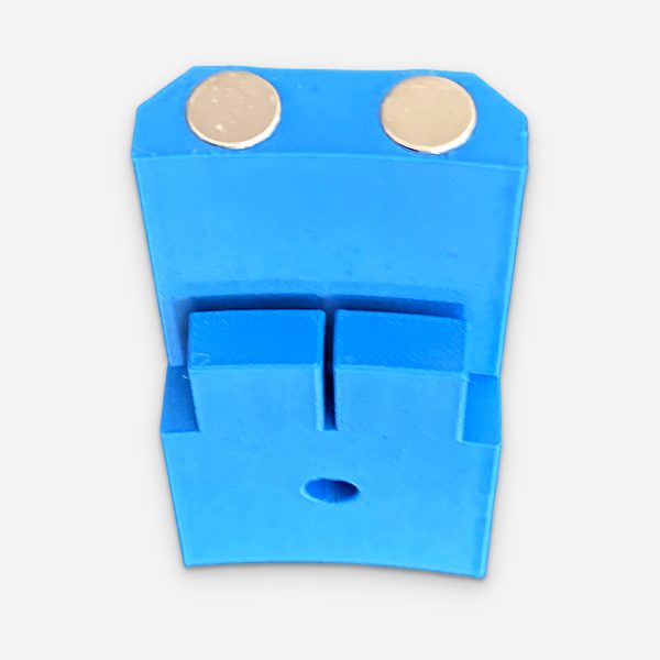 Blauer 3D-gedruckter Magnethalter aus PLA mit eingesetzten Magneten – Funktionsteil aus dem 3D-Druck in Bergkamen